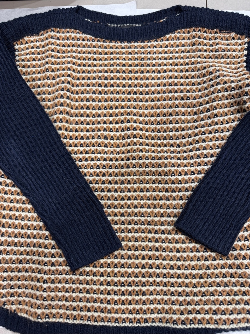 Women’s Navy Talbots  Patterned Knit Sweater, size medium